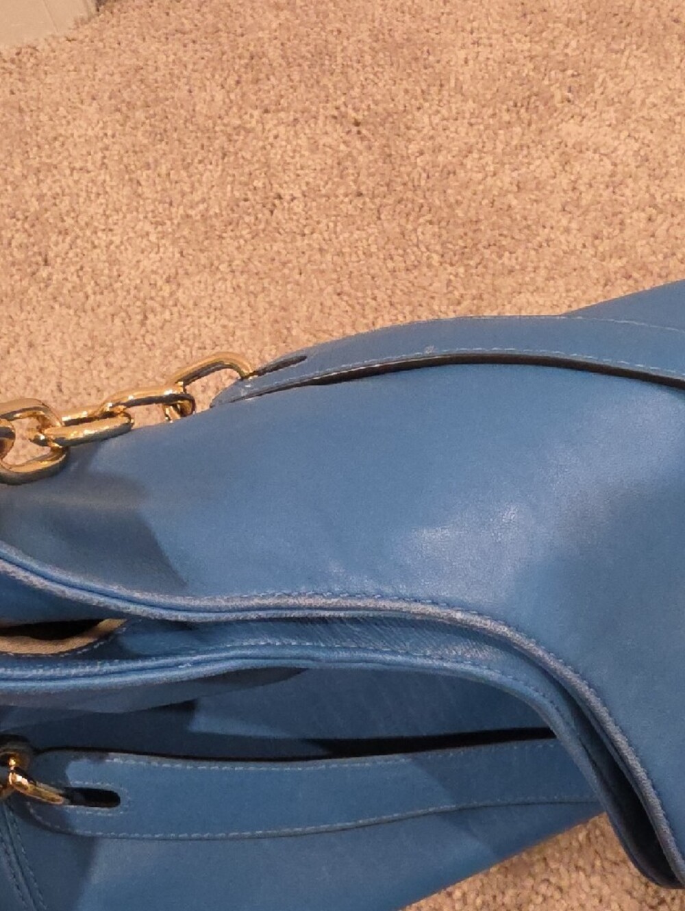 Michael Kors Blue Leather Shoulder Bag with Gold Chain Handles - Picture 8 of 12